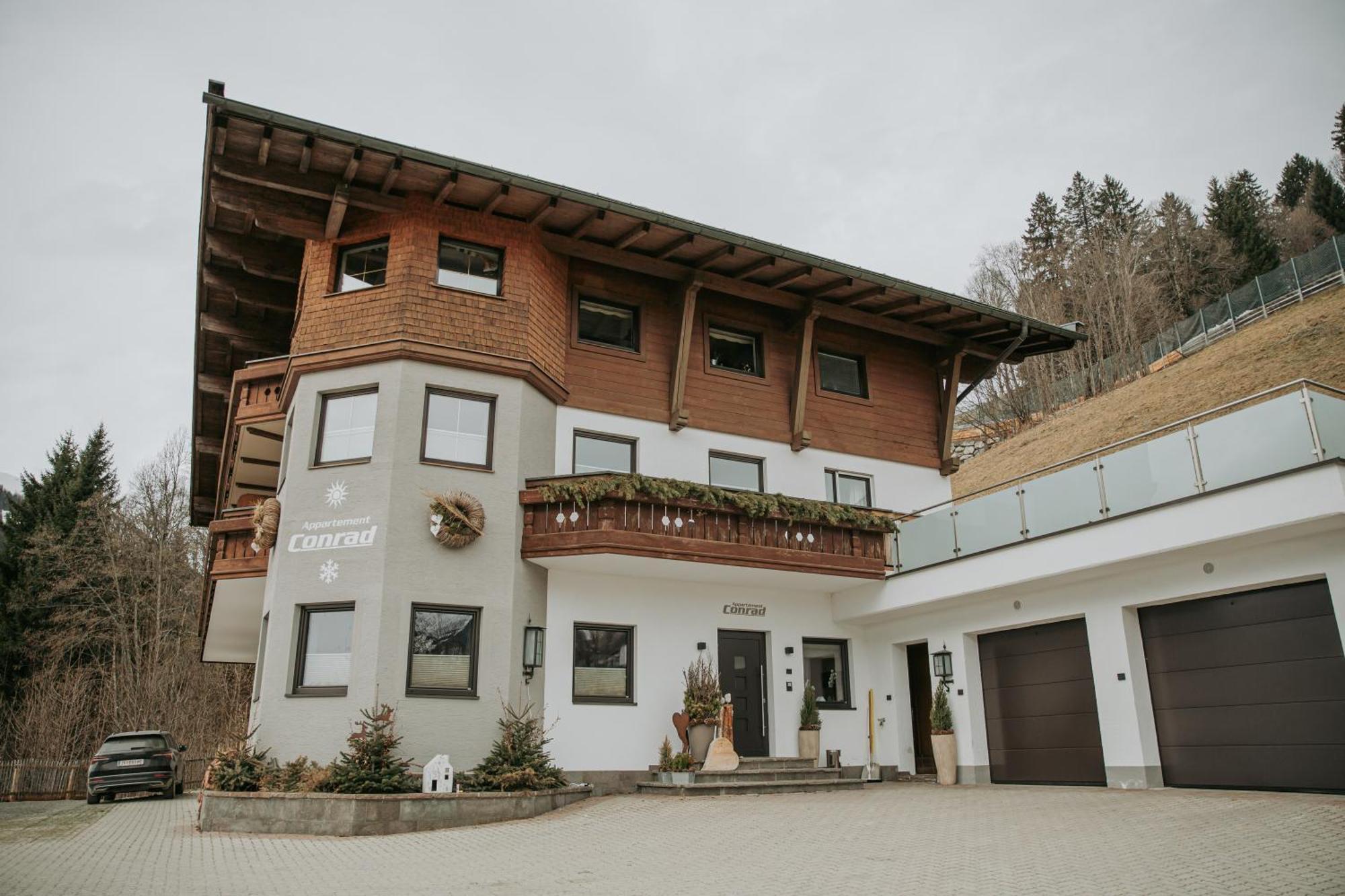 Appartement Conrad Saalbach-Hinterglemm Bagian luar foto